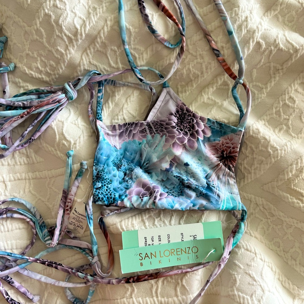 San Lorenzo Multi-strap Bikini top NWT